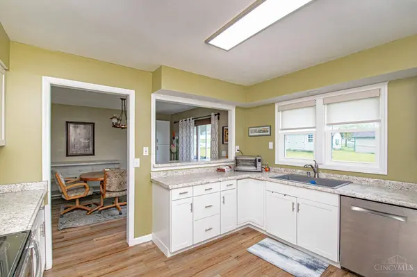 9500 Arnett Dr, Jefferson Twp, OH 45347