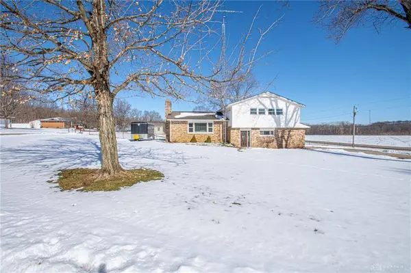 9500 Arnett Drive, New Paris, OH 45347