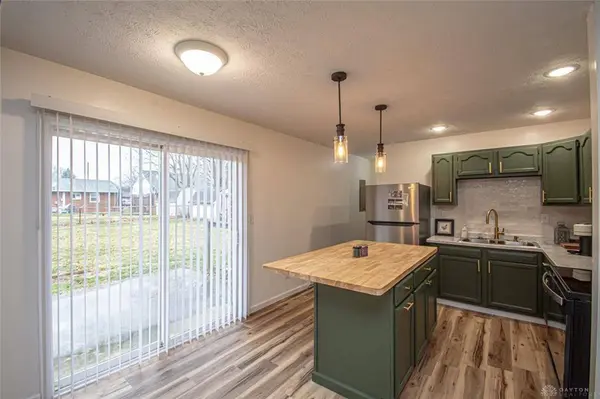 2096 Alabama Drive, Xenia, OH 45385