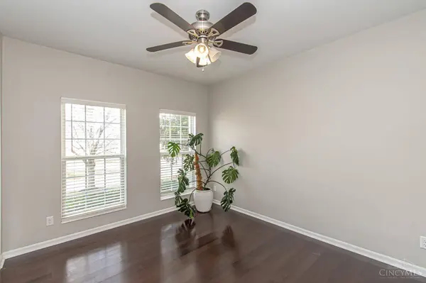 1586 Heritage Lake, Centerville, OH 45458