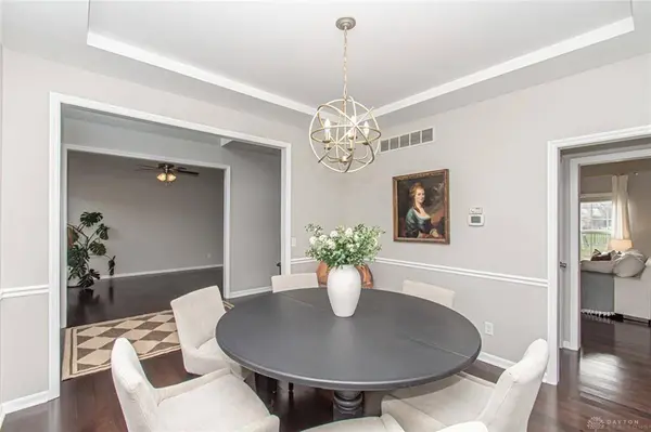 1586 Heritage Lake Drive, Centerville, OH 45458