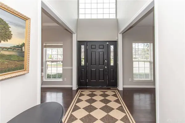 1586 Heritage Lake Drive, Centerville, OH 45458