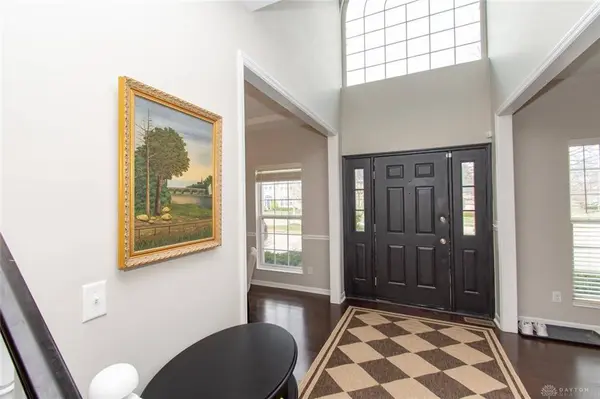 1586 Heritage Lake Drive, Centerville, OH 45458