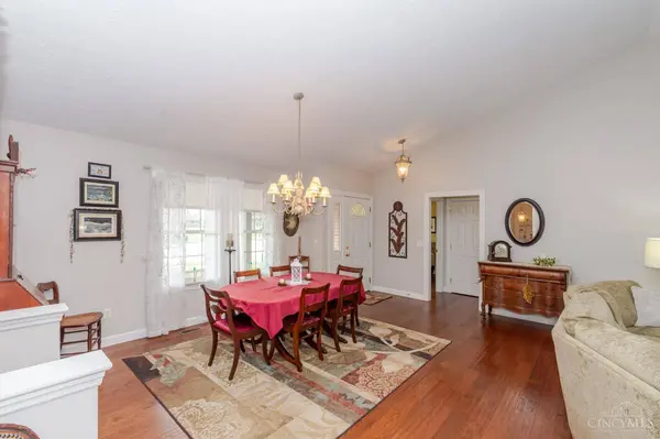 7335 Melinda Dr, Butler Twp, OH 45414