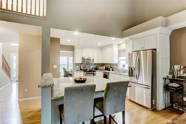 1872 Olde Haley Drive, Centerville, OH 45458