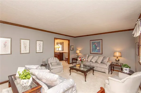 471 Roselake Drive, Centerville, OH 45458