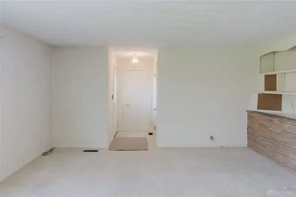 4390 Overland Trail, Kettering, OH 45429