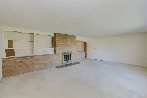 4390 Overland Trail, Kettering, OH 45429