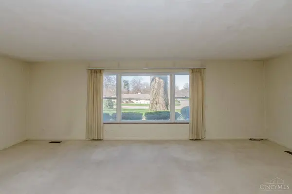 4390 Overland Trl, Kettering, OH 45429