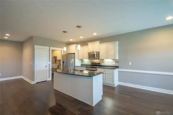 495 Legendary Way, Centerville, OH 45458