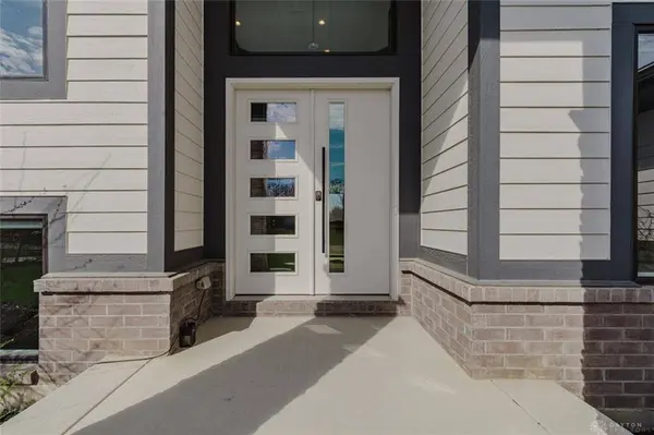 10957 Shallow Creek Court, Washington Twp, OH 45458