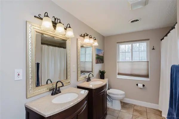 325 Thelma Avenue, Clayton, OH 45415