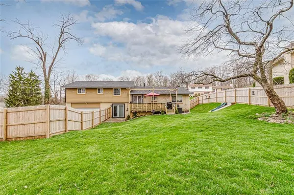 325 Thelma Avenue, Clayton, OH 45415