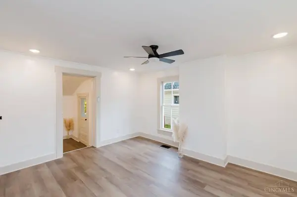 555 E Sycamore St, Miamisburg, OH 45342