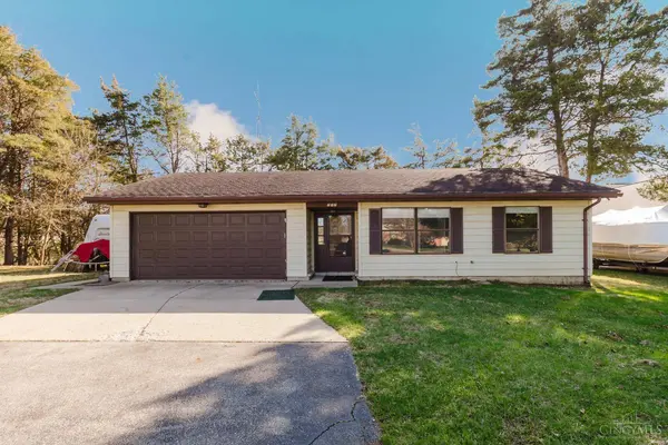 777 Lakengren Dr, Eaton, OH 45320