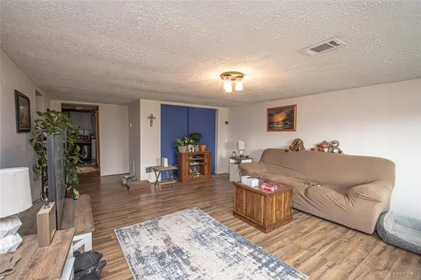 2099 Van Oss Drive, Beavercreek, OH 45431