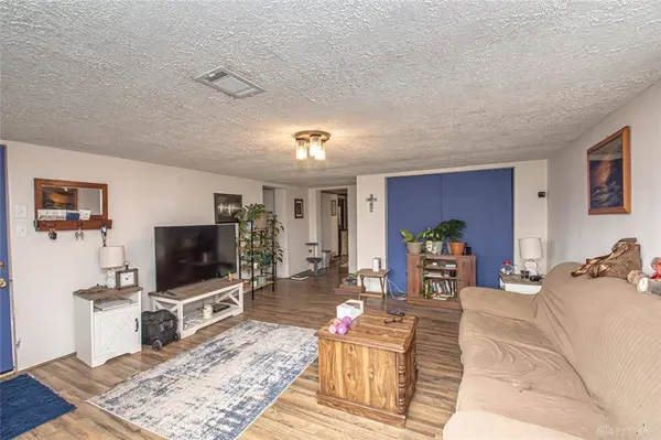 2099 Van Oss Drive, Beavercreek, OH 45431