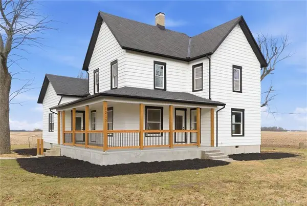 1213 W Holtzmuller Road, West Manchester, OH 45382