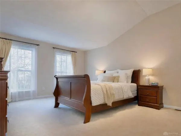 9741 Olde Georgetown Way, Centerville, OH 45458