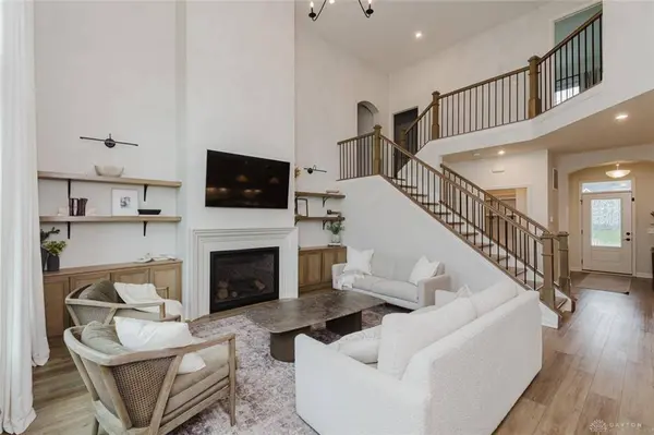 728 Harvest Lane, Washington Twp, OH 45458