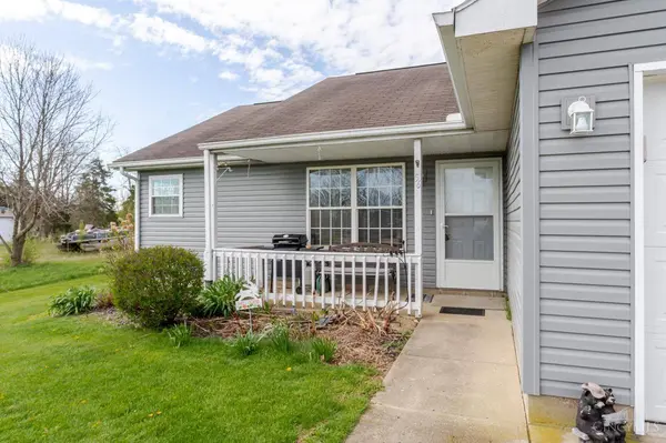 56 Kastrup Dr, Lakengren, OH 45420