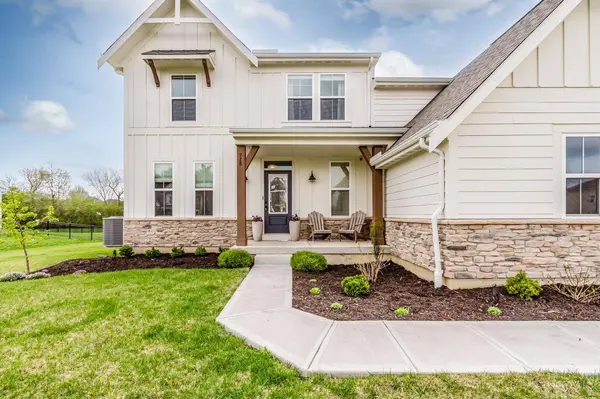 728 Harvest Ln, Washington Twp, OH 45458