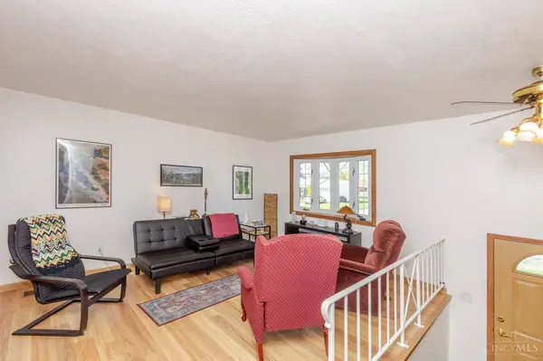 926 Michaels Dr, Franklin, OH 45005