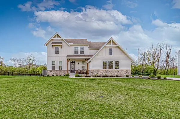 728 Harvest Ln, Washington Twp, OH 45458