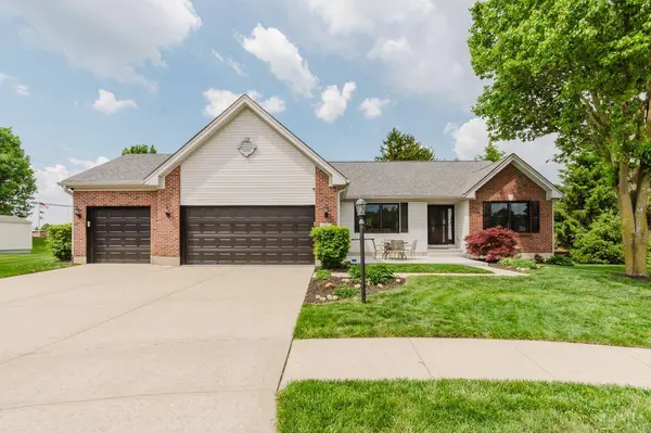 4492 Longmeadow Ln, Beavercreek, OH 45430