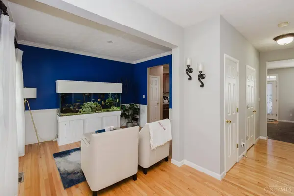 9656 Olde  Georgetown Way, Centerville, OH 45458