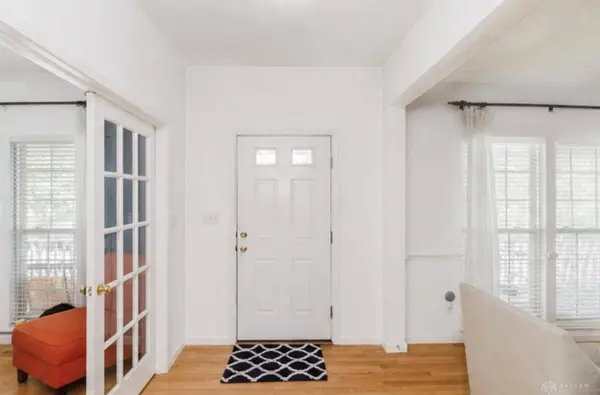 9656 Olde Georgetown Way, Centerville, OH 45458