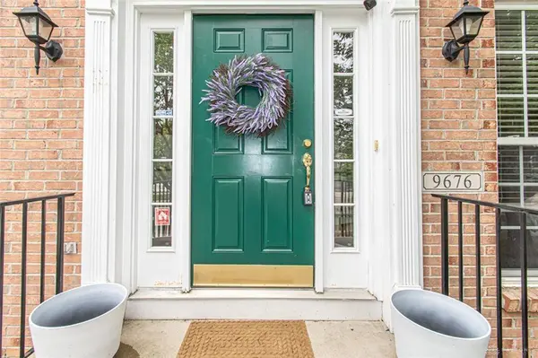 9676 Olde Georgetown Way, Centerville, OH 45458