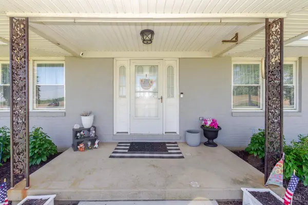 1556 State Route 732, Eaton, OH 45320