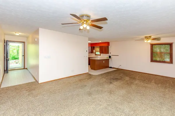 519 Lakengren Dr, Eaton, OH 45320