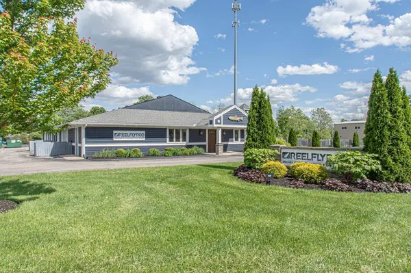 1908 N Lakeman Dr, Bellbrook, OH 45305