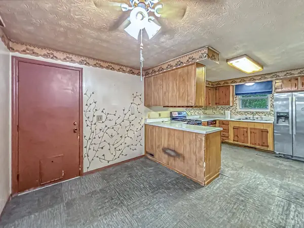 250 Sunnybrook Trl, Enon, OH 45323