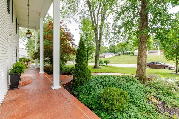 320 Deauville Drive, Washington Twp, OH 45429