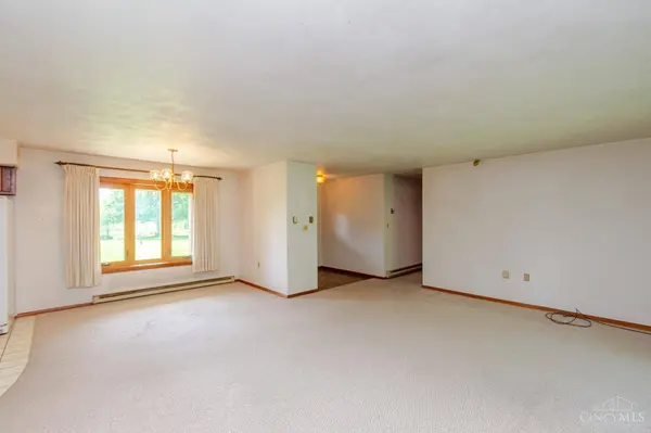 5582 Ozias Rd, Eaton, OH 45320