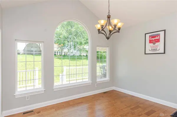 2186 Tourney Trail, Beavercreek, OH 45434