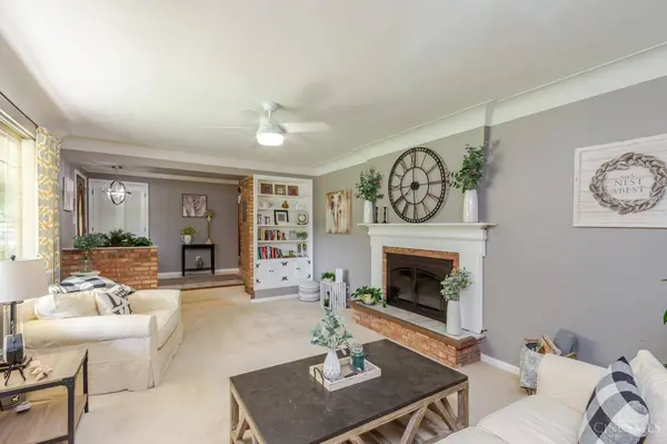 2400 Rawnsdale Rd, Kettering, OH 45440