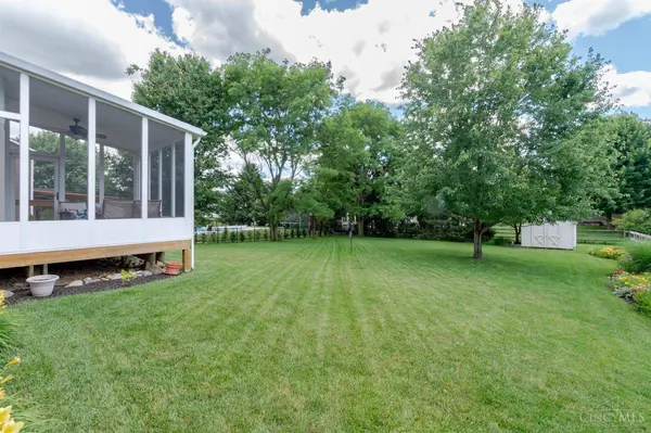 2135 Wedgewood Dr, Beavercreek, OH 45434