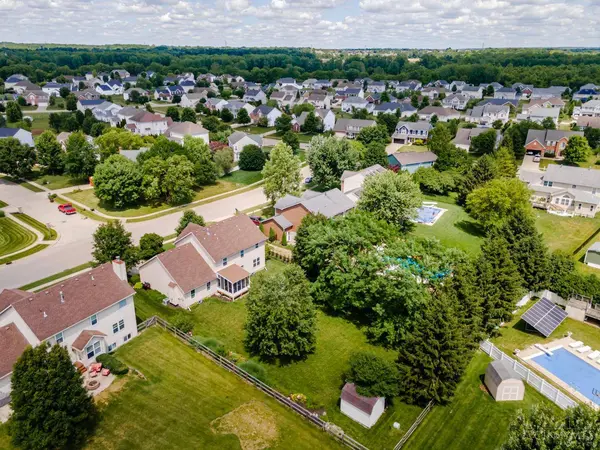 2135 Wedgewood Dr, Beavercreek, OH 45434