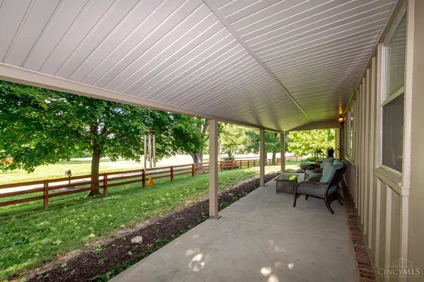 2593 Lantz Rd, Beavercreek, OH 45343