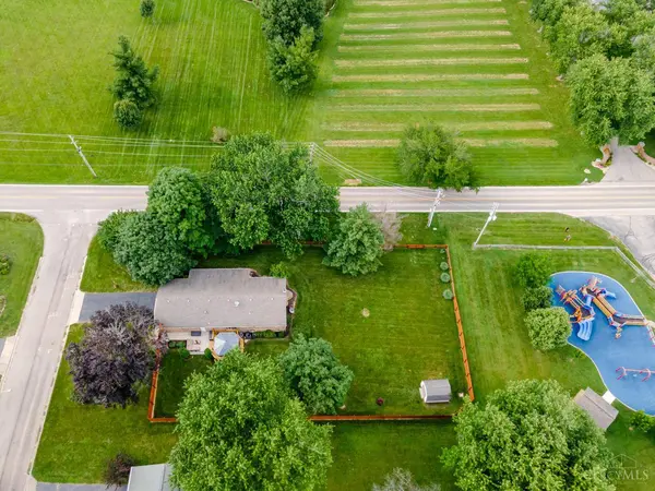 2593 Lantz Rd, Beavercreek, OH 45343