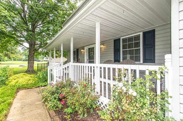 188 Hatchet Dr, Eaton, OH 45320