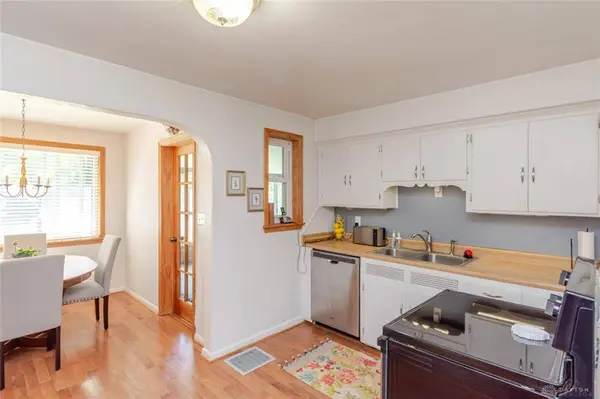 1424 Bowman Avenue, Kettering, OH 45409
