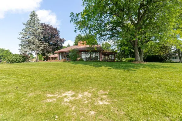220 Plunder Cv, Eaton, OH 45320