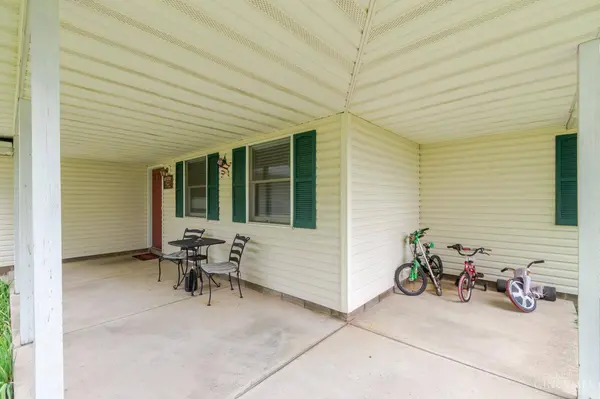 198 Finland Dr, Eaton, OH 45320
