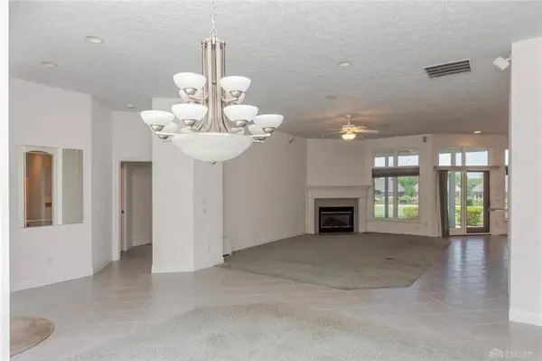 845 Vintage Green Way, Centerville, OH 45458