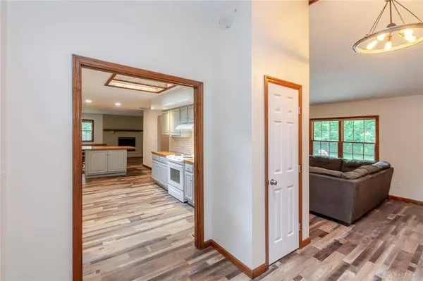 10035 Mallet Drive, Centerville, OH 45458